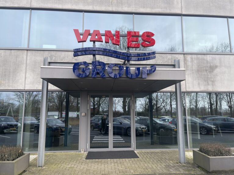 Entree van Es Group